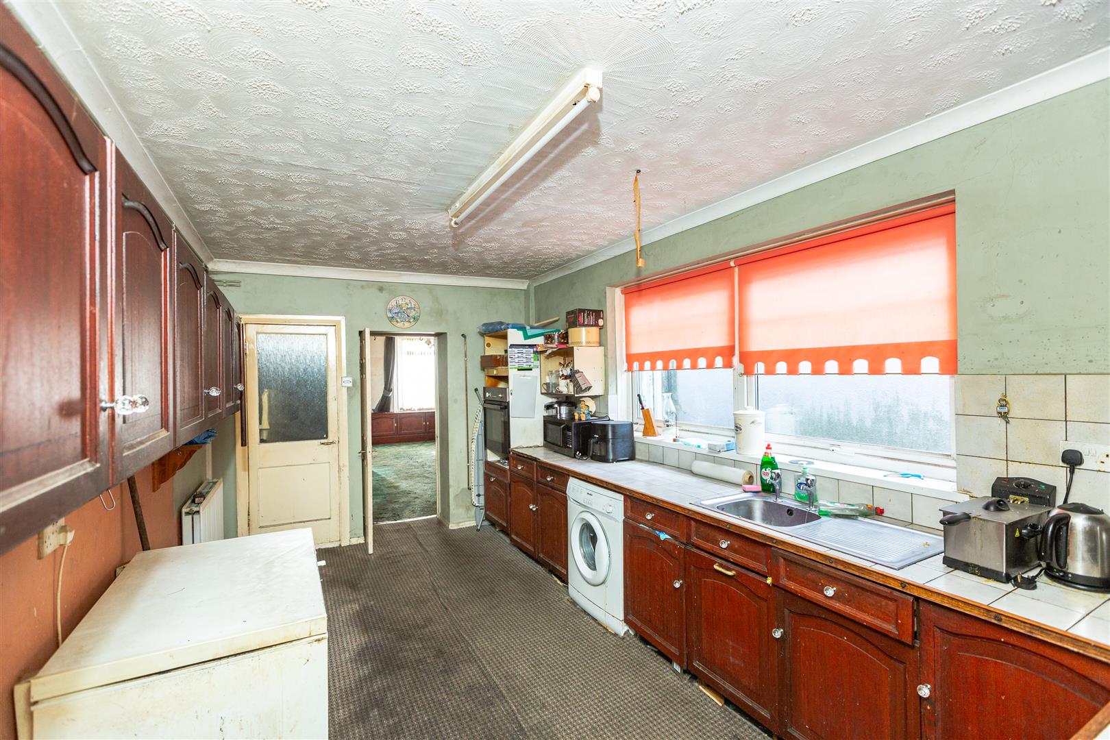 Lakefield Road, Llanelli, SA15 2UE